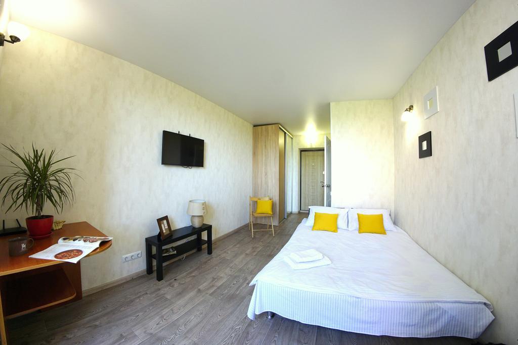 54a Tselinogradskaia Str At Alekseevka Underground *